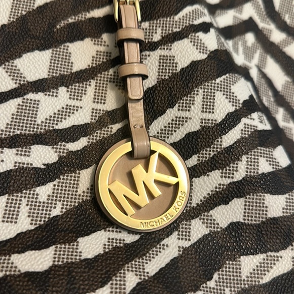 Michael Kors (MK) Vanilla Zebra Stripe Tote Bag Purse Hand Bag Handbag - Picture 10 of 10